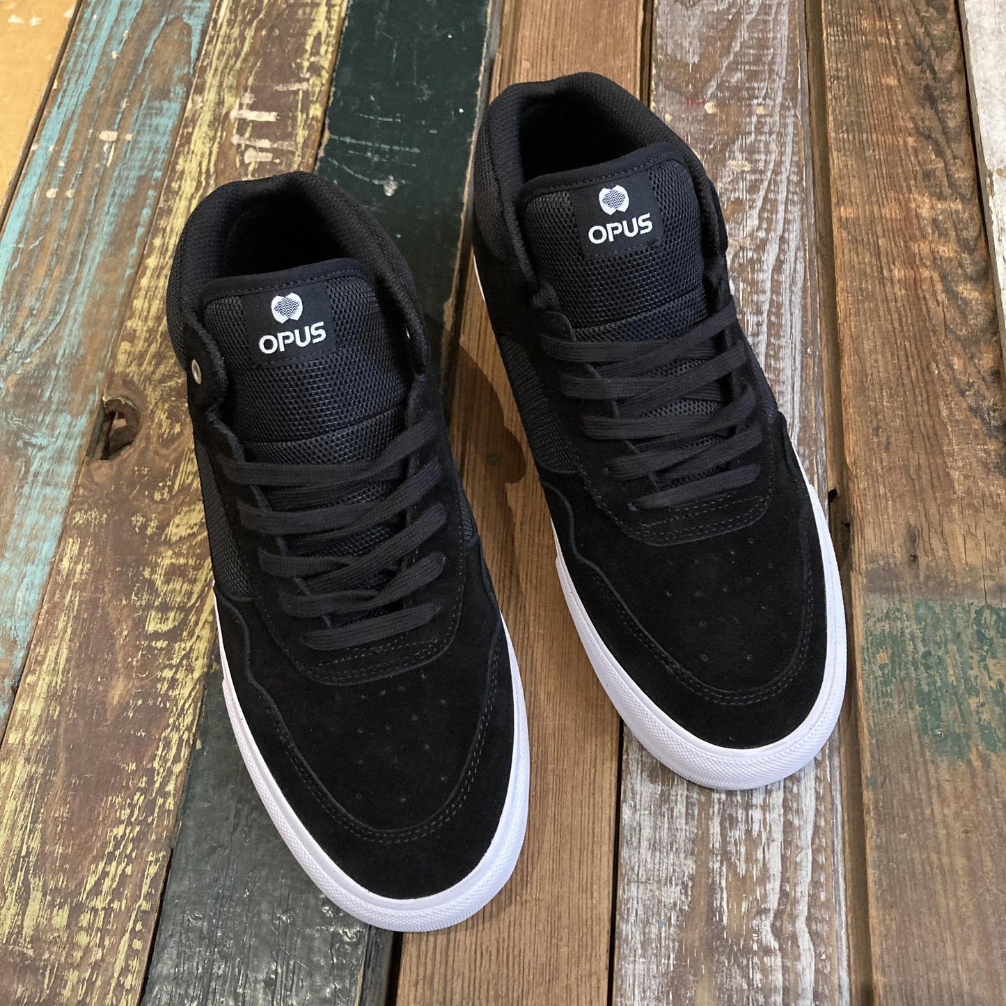 OPUS STANDARD MID BLACK/WHITE