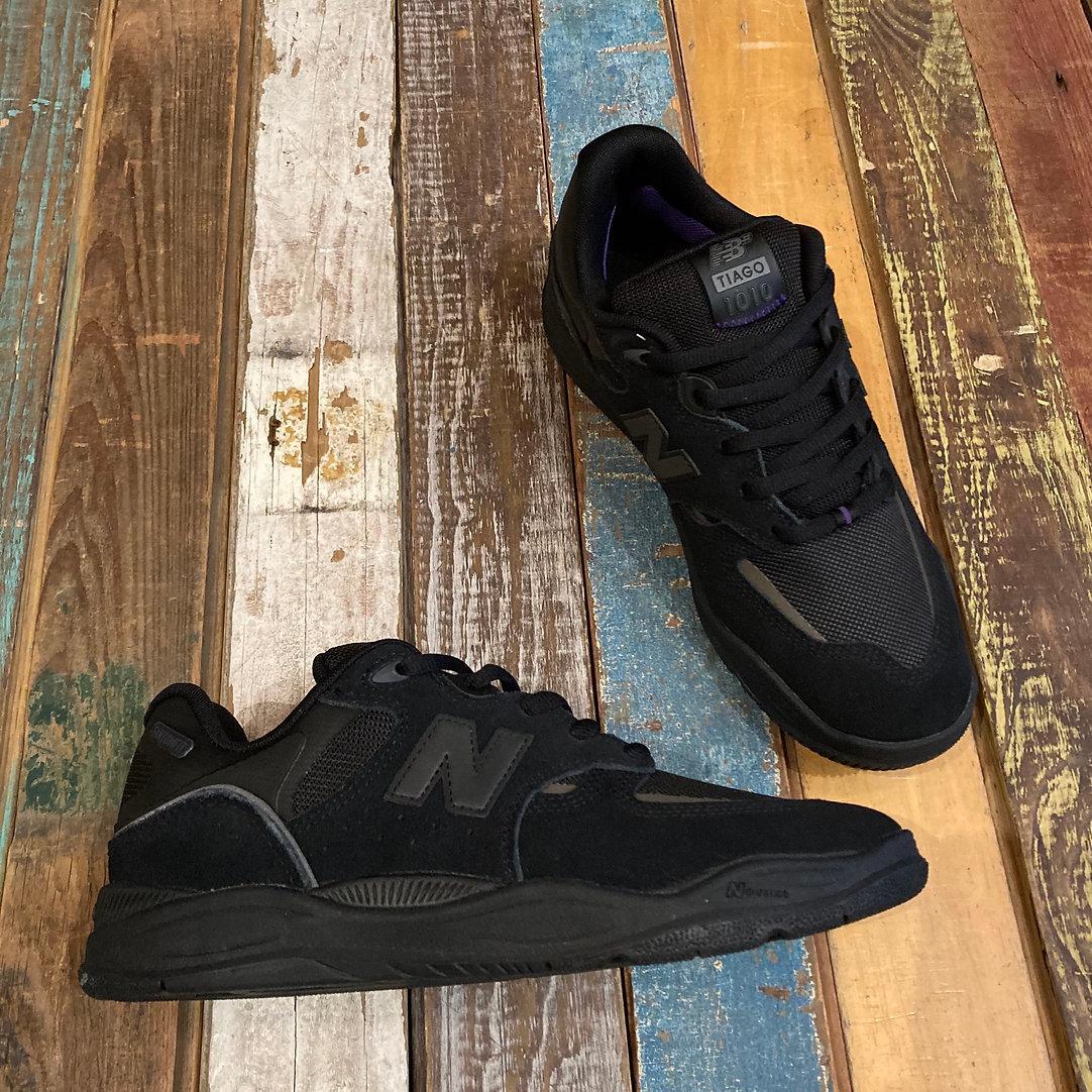 New Balance 1010 Black/Black