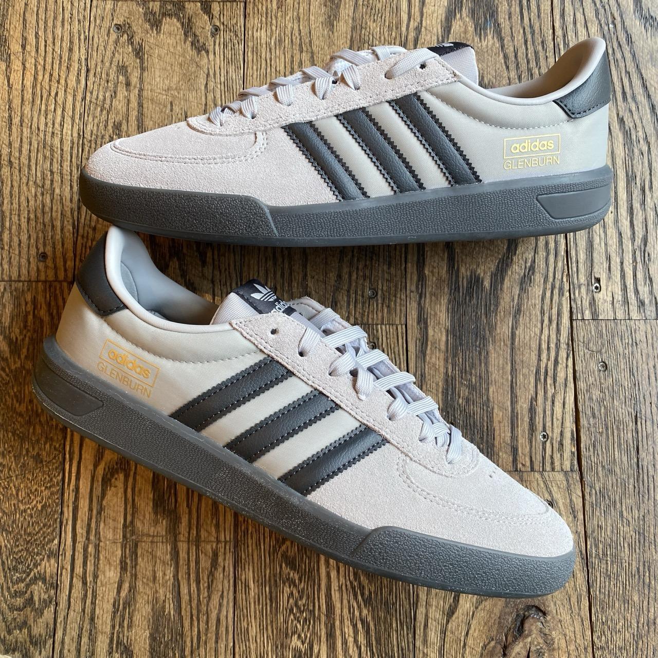 Adidas Glenburn (Grey/Carbon) – humidity