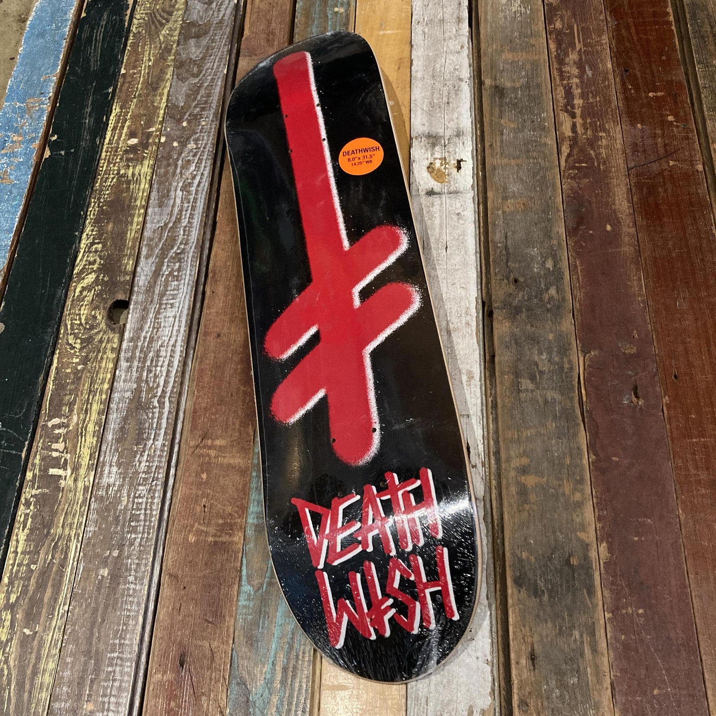 Gang Logo Blk/Red Deck 8.0