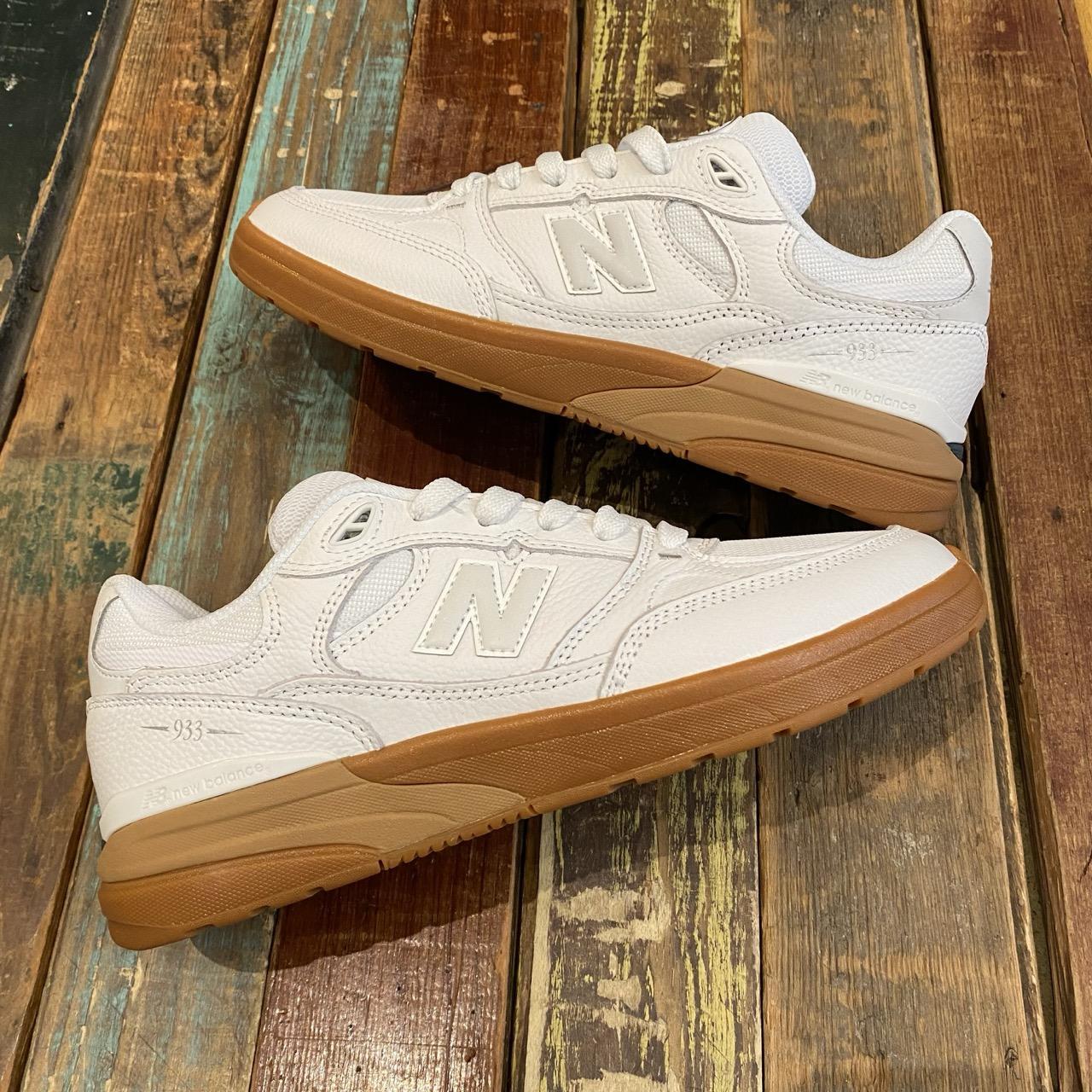 New Balance Numeric Andrew Reynolds 933 (White/Black) – humidity