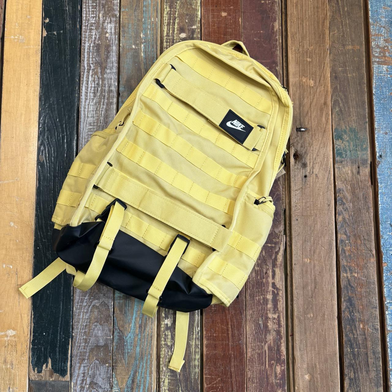 Nike Sportswear RPM Backpack (Saturn Gold/Black/Summit White)  humidity