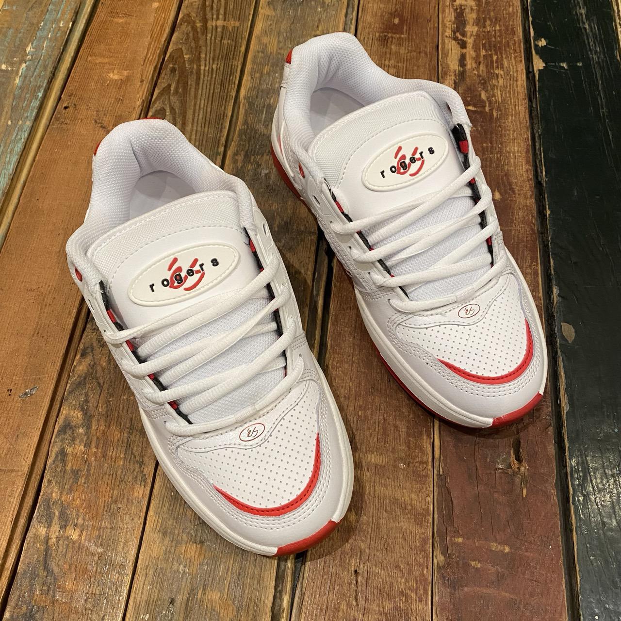 éS TJ Rogers (White/Red)