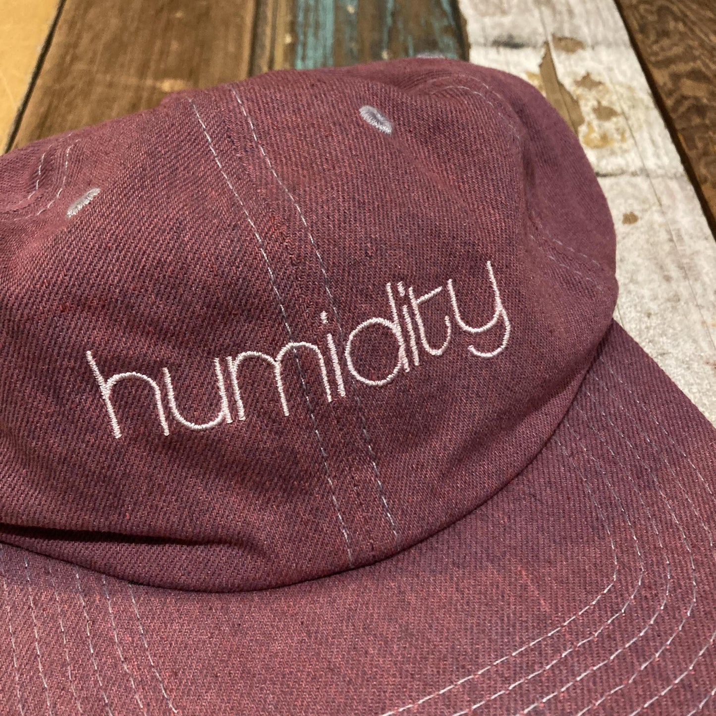 Hand Dyed Red Denim humidity 6-Panel cap