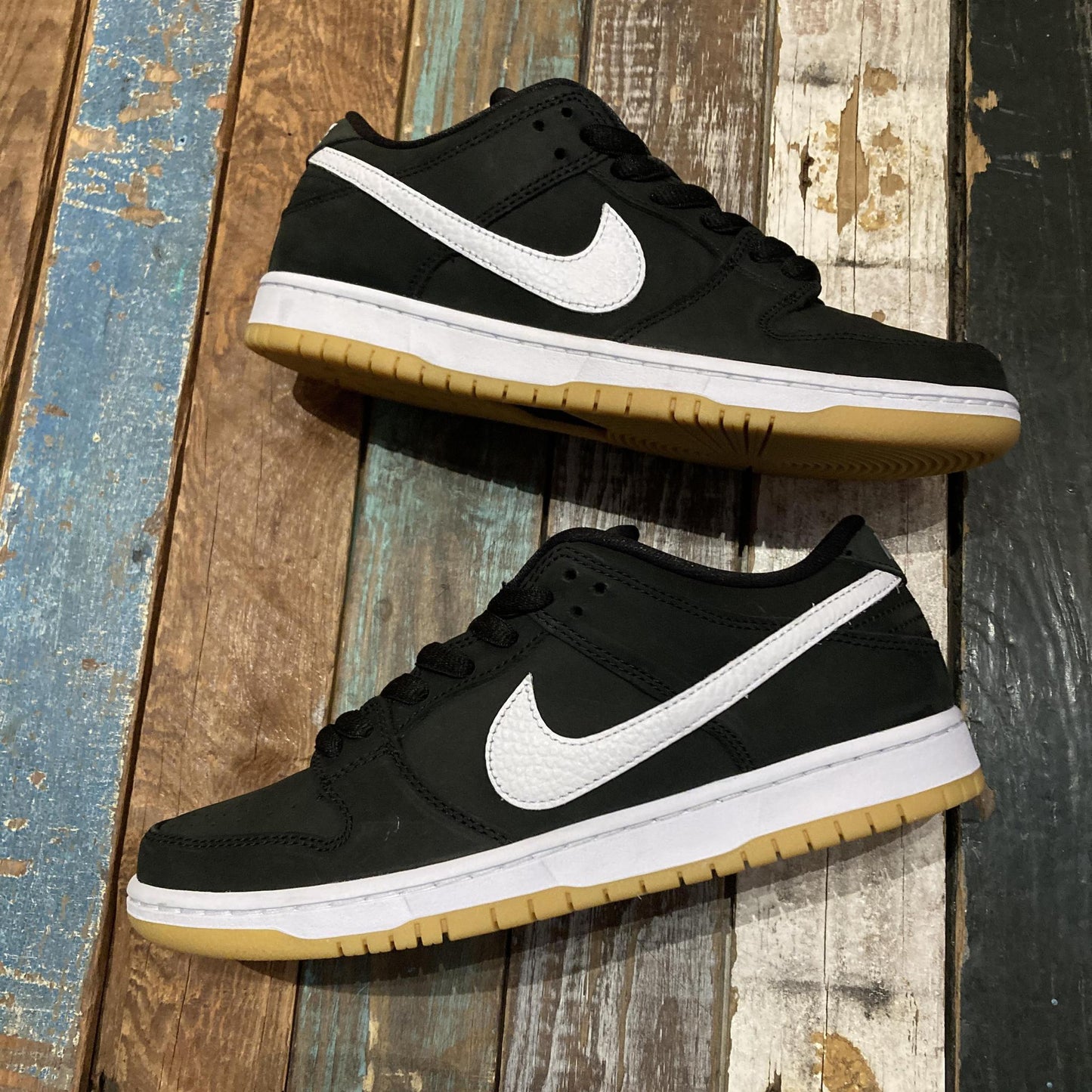 OMG I just want a dunk to skate in...... Well here ya go