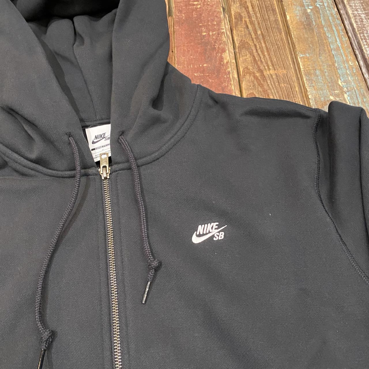 Nike SB Essential Zip Hoodie (Black)