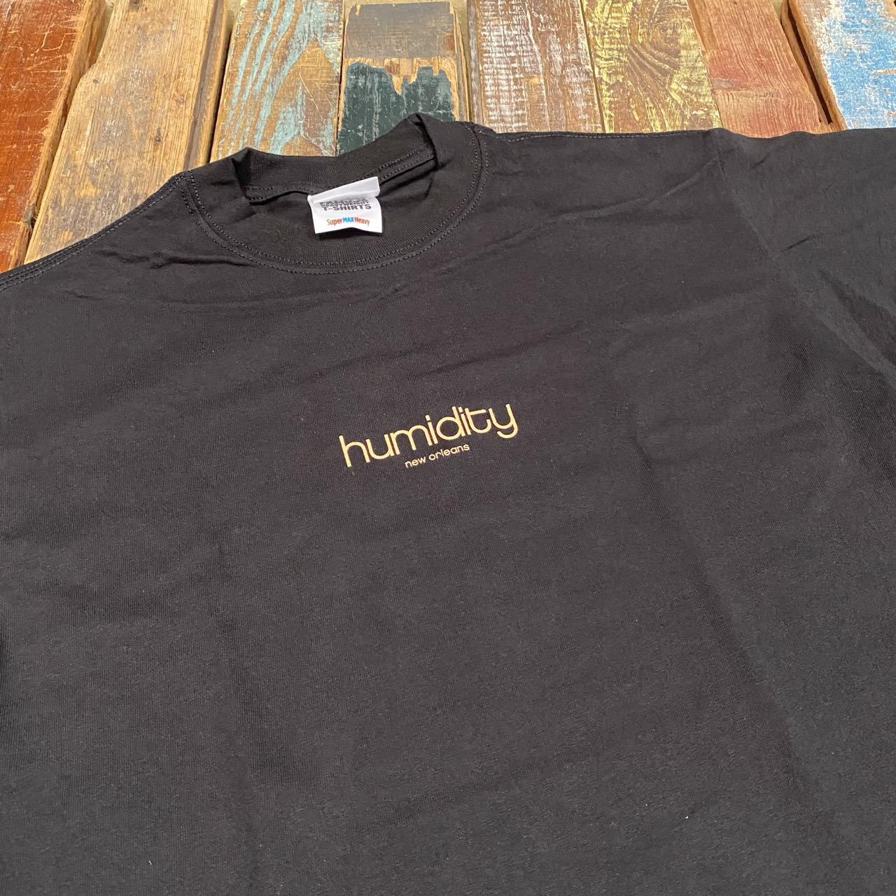 humidity Calvin Tee (Black And Peach)