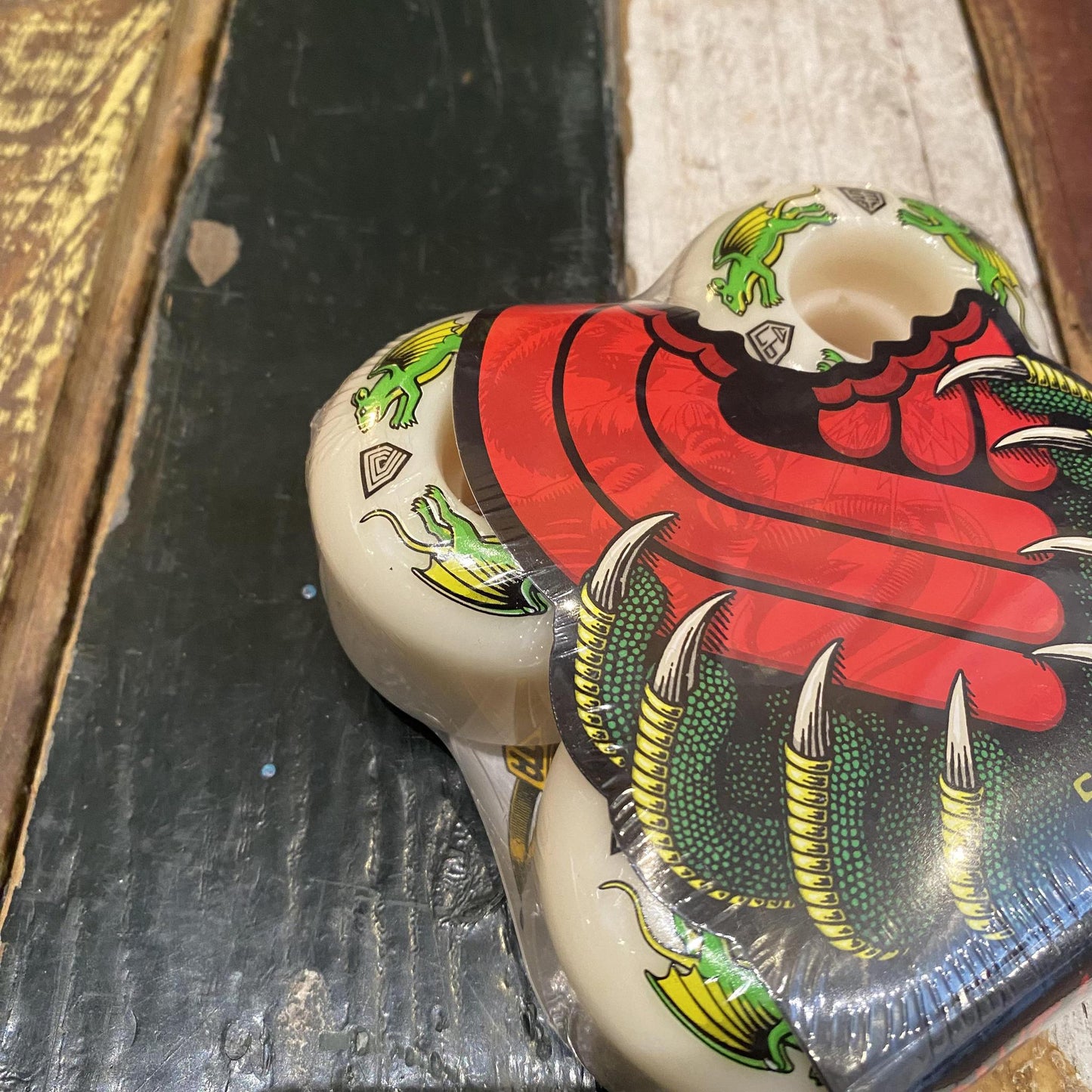 Powell Peralta DRAGON FORMULA Nano Rats 53X34MM 97A
