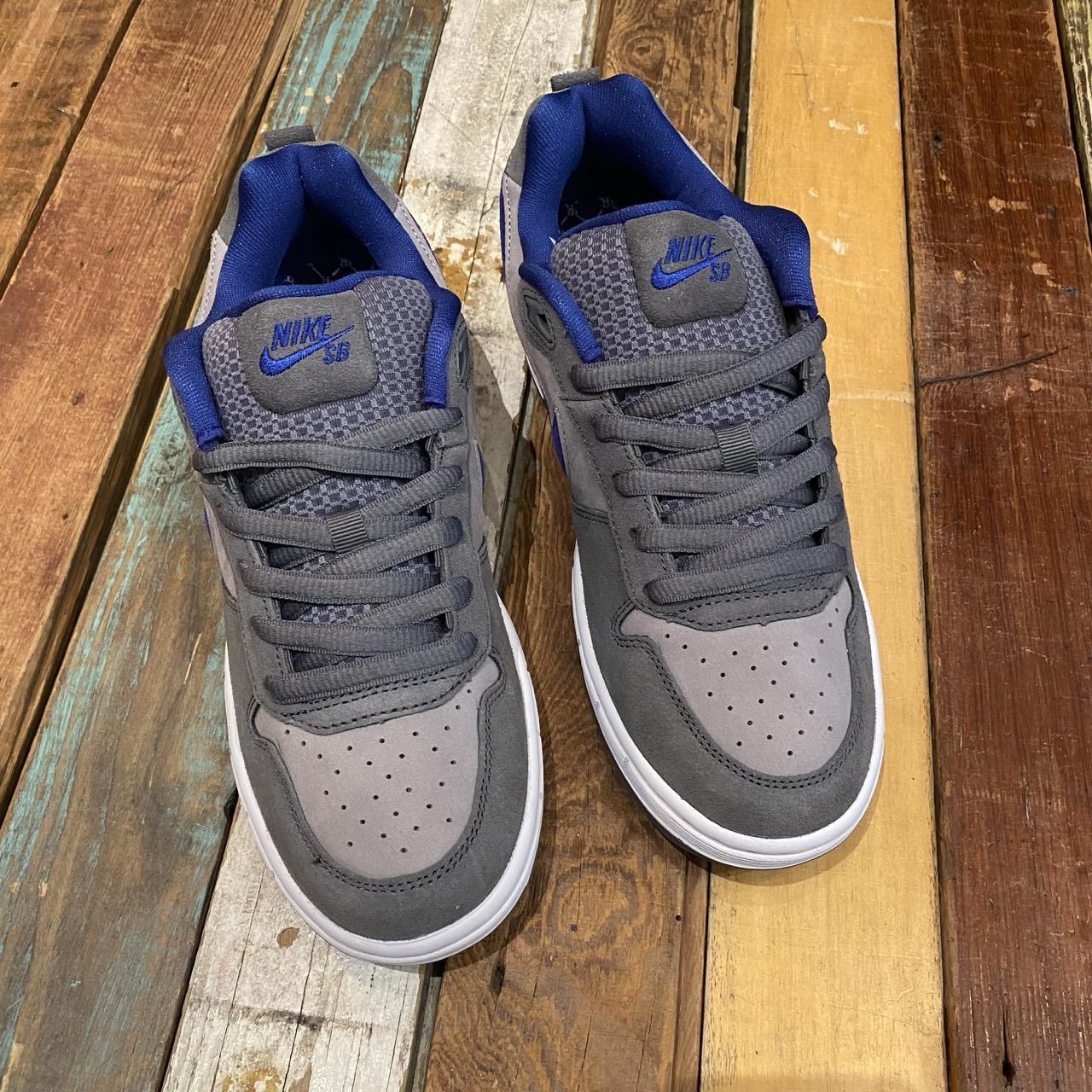 NIKE Paul Rodriguez Air Zoom Low (Flint Grey and Medium Grey)