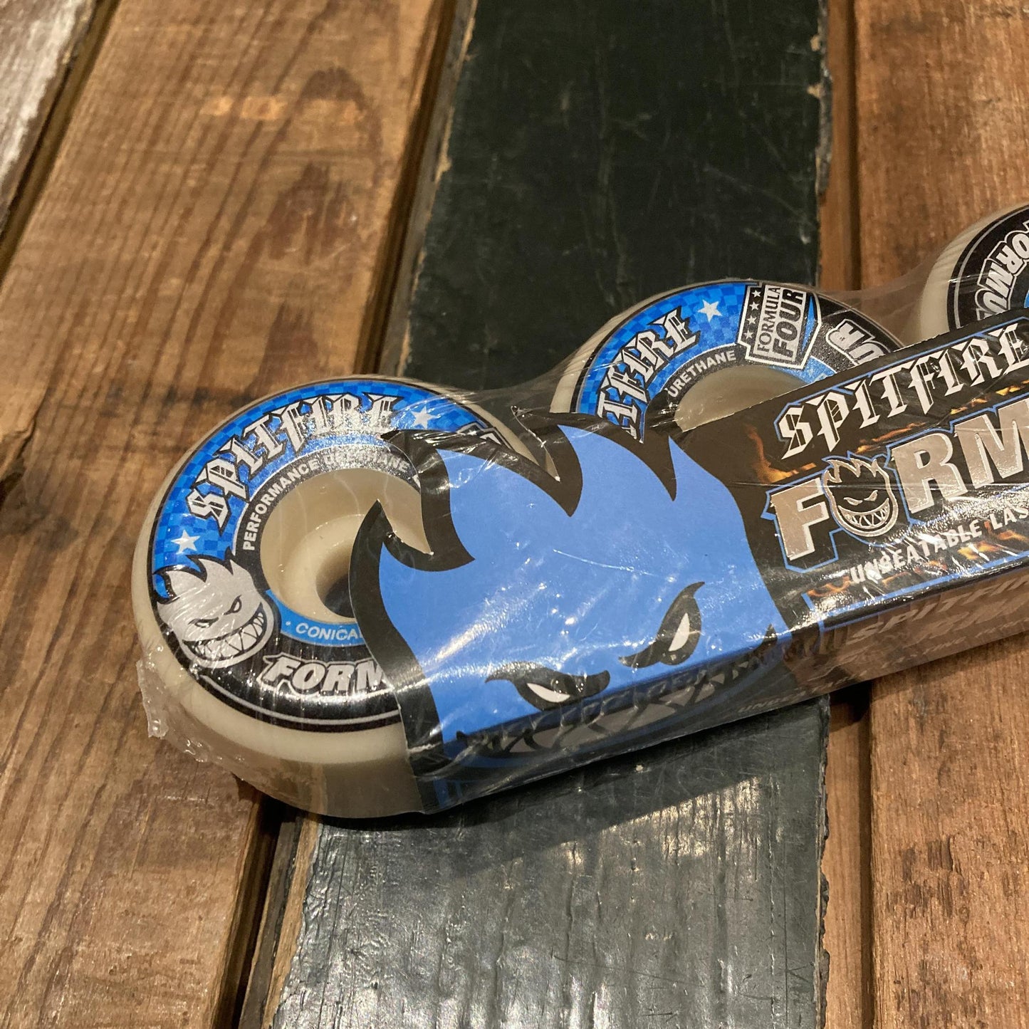Spitfire F4 99 Duro Conical Full