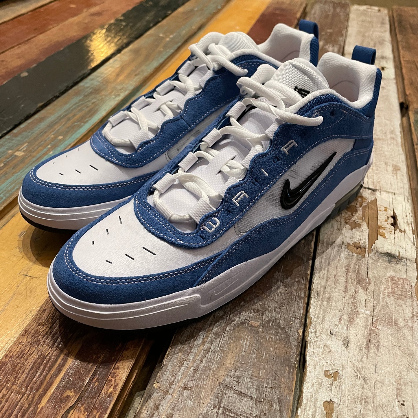 NIKE Air MAX ISHOD "Star Blue"