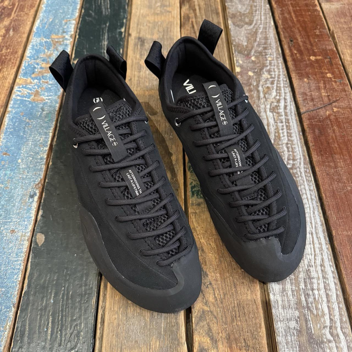 Village PM - 1 PM - Black - Leather Suede (Black / Natural Black)