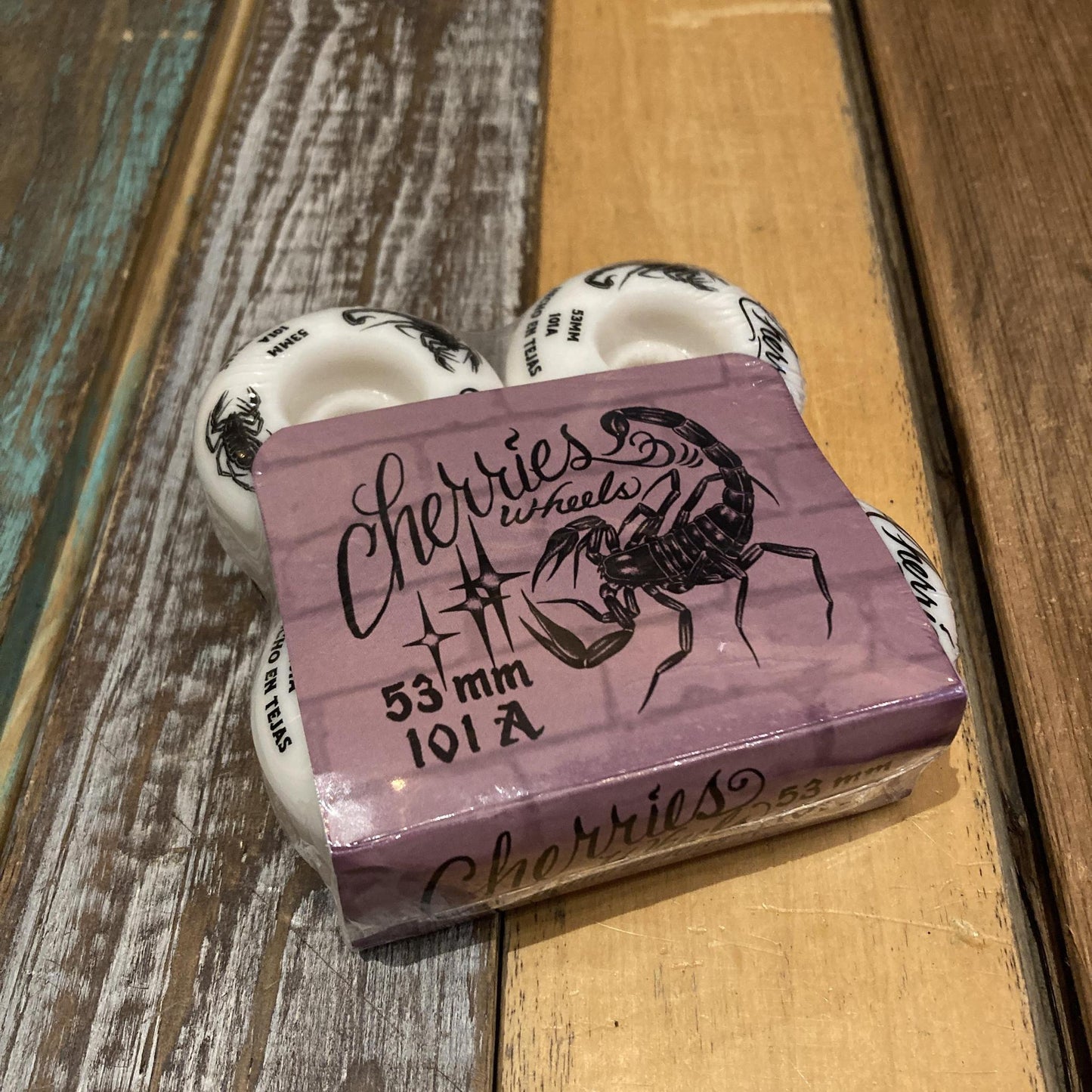 Cherries Scorpions 53mm 101a