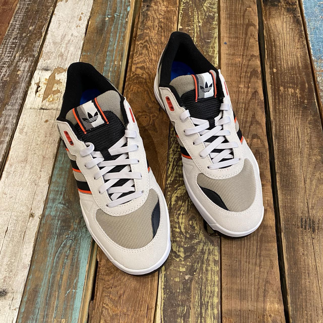 Adidas Tekkira Cup (Orbit Grey/Core Black/Solar Red)