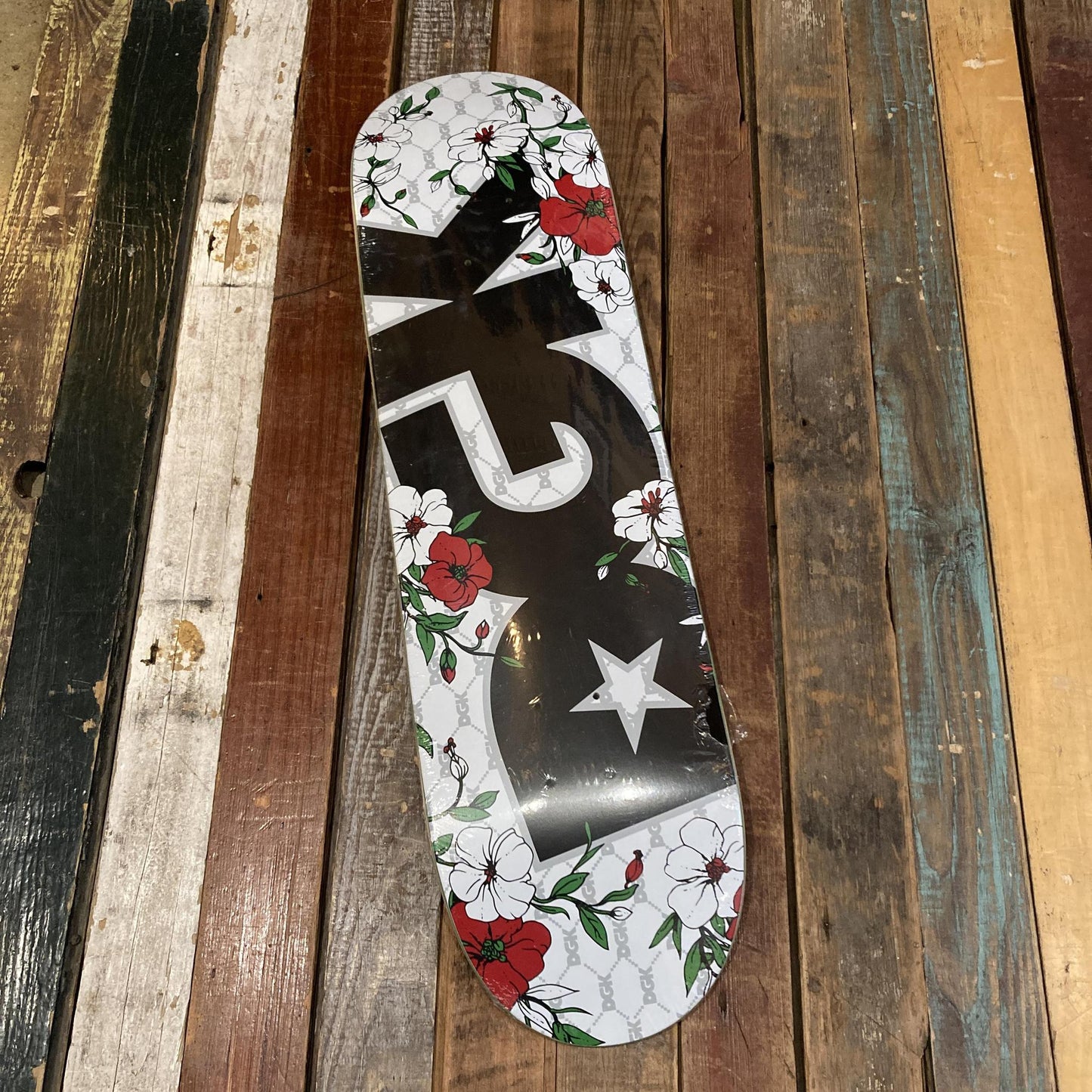DGK Premium White 8.5