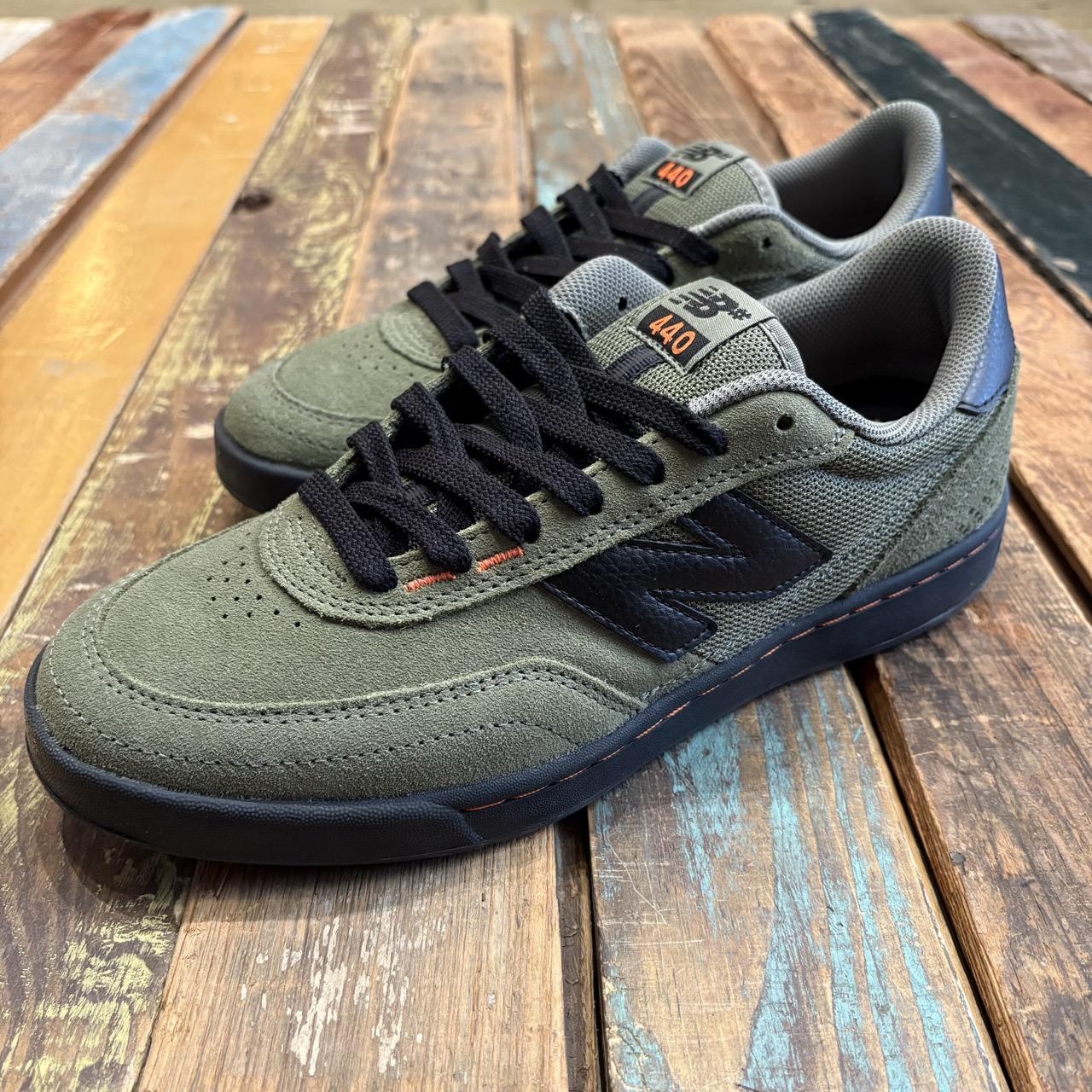 New Balance 440 V2 Shoes (Dark Olivine/Black)