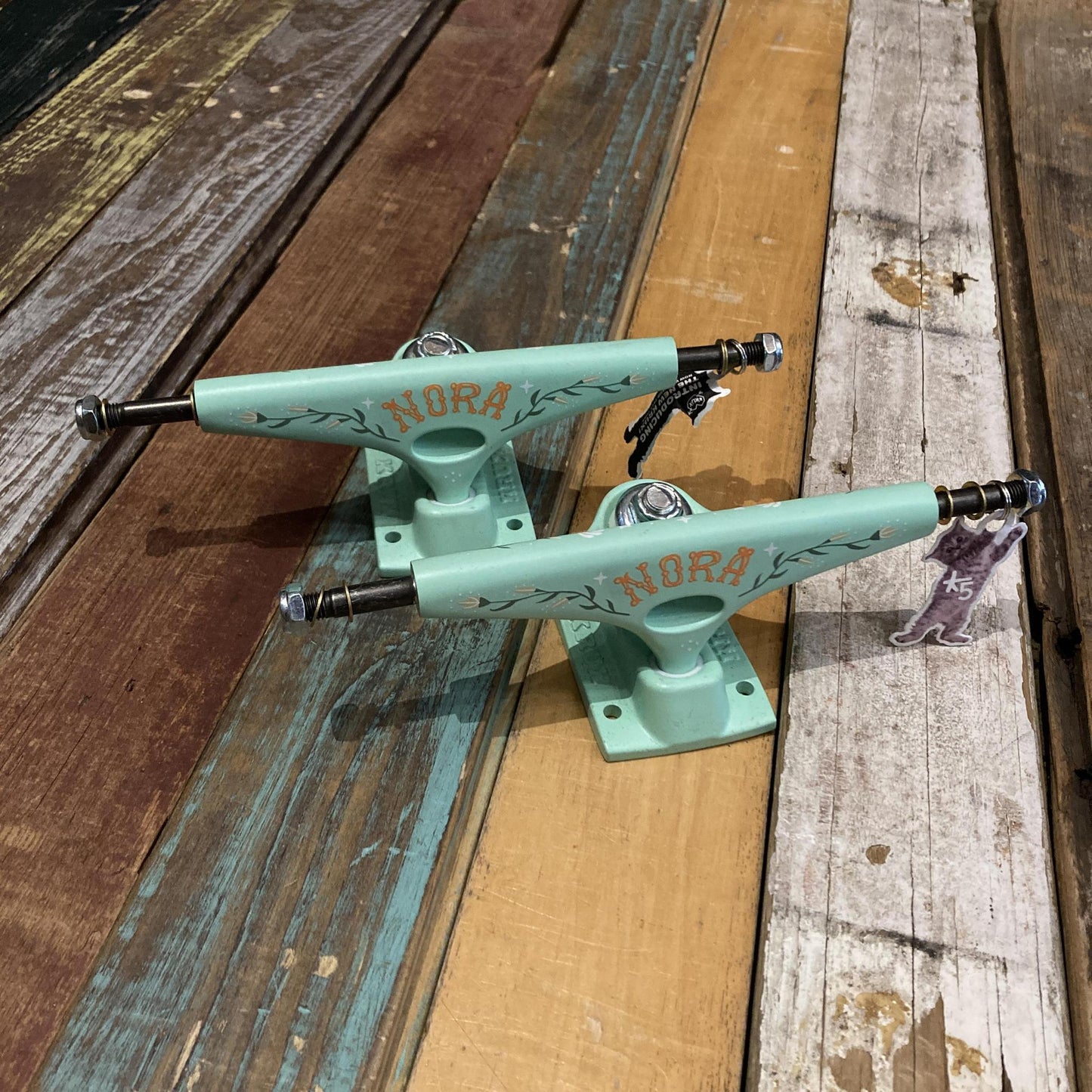 8.5 K5 Krux pro Nora By Lori