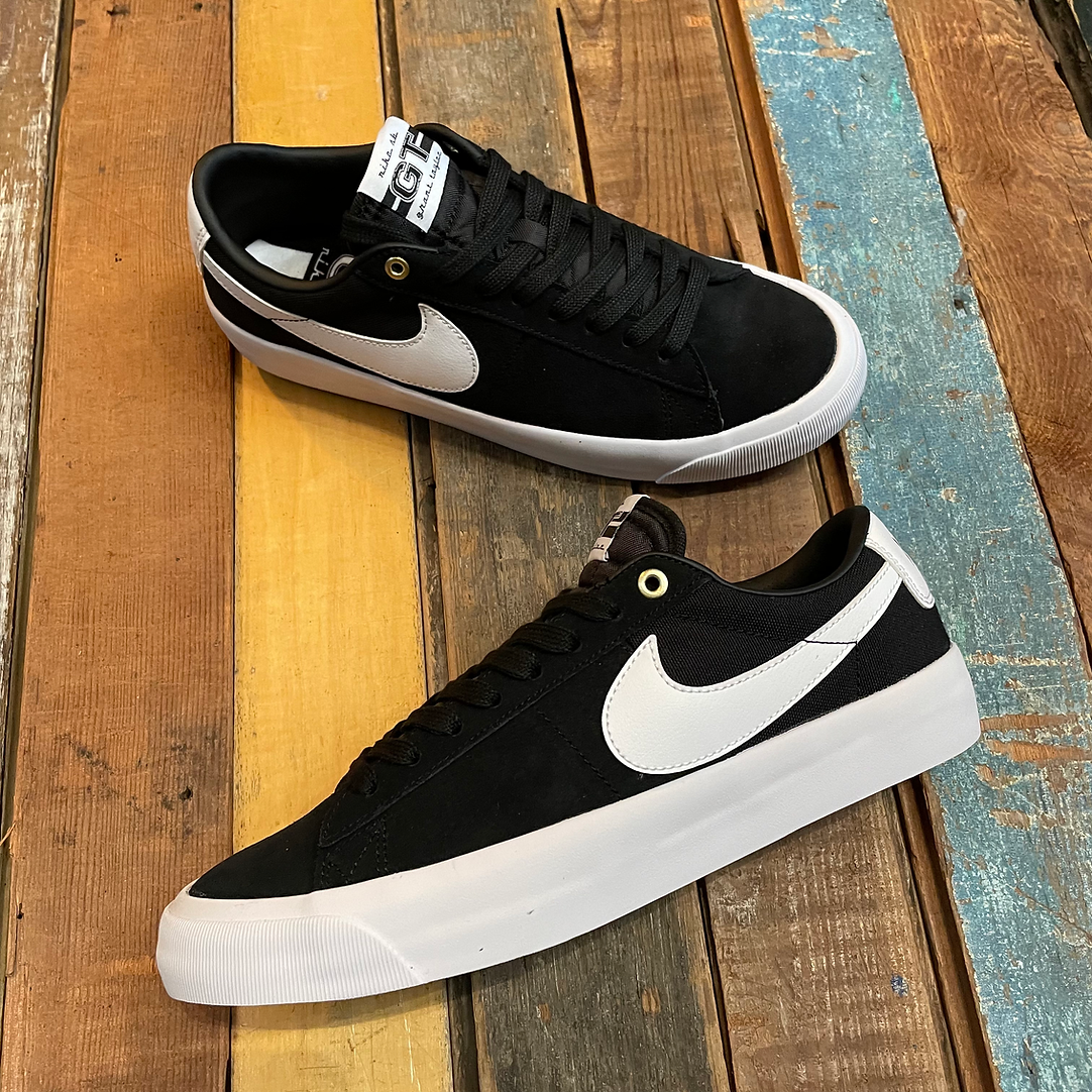 NIKE SB ZOOM GT BLAZER LOW Black/White