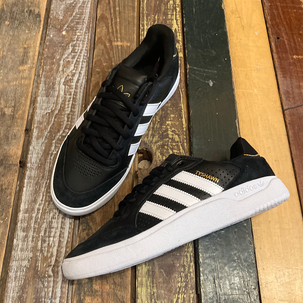 Adidas Tyshawn Low Black/White GW4891