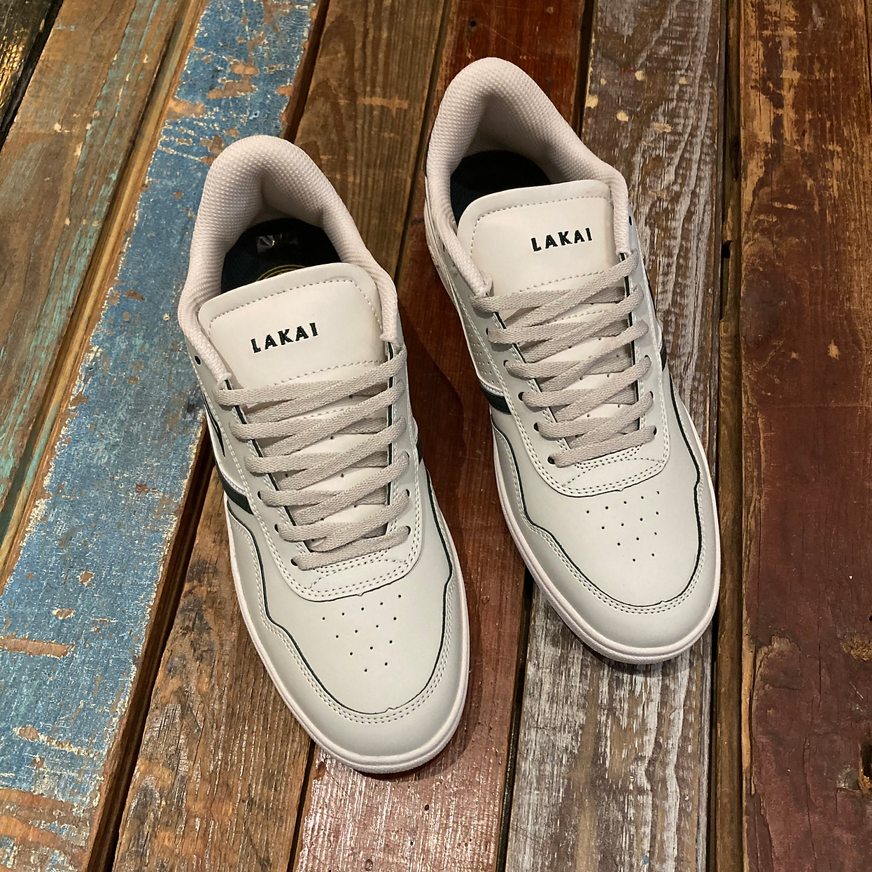 Lakai Terrace Cram/Pine