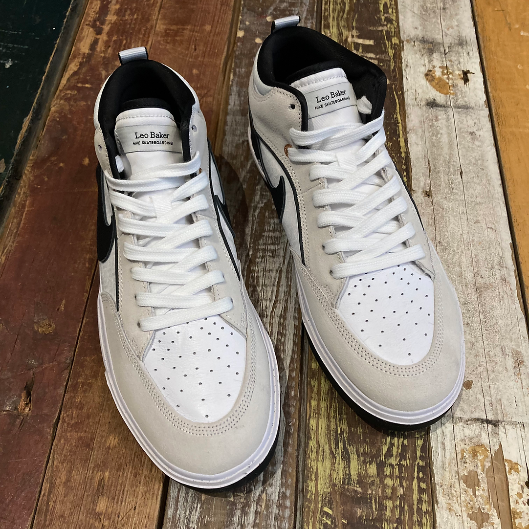 Nike React Leo SB 'White Black' DX4361-100