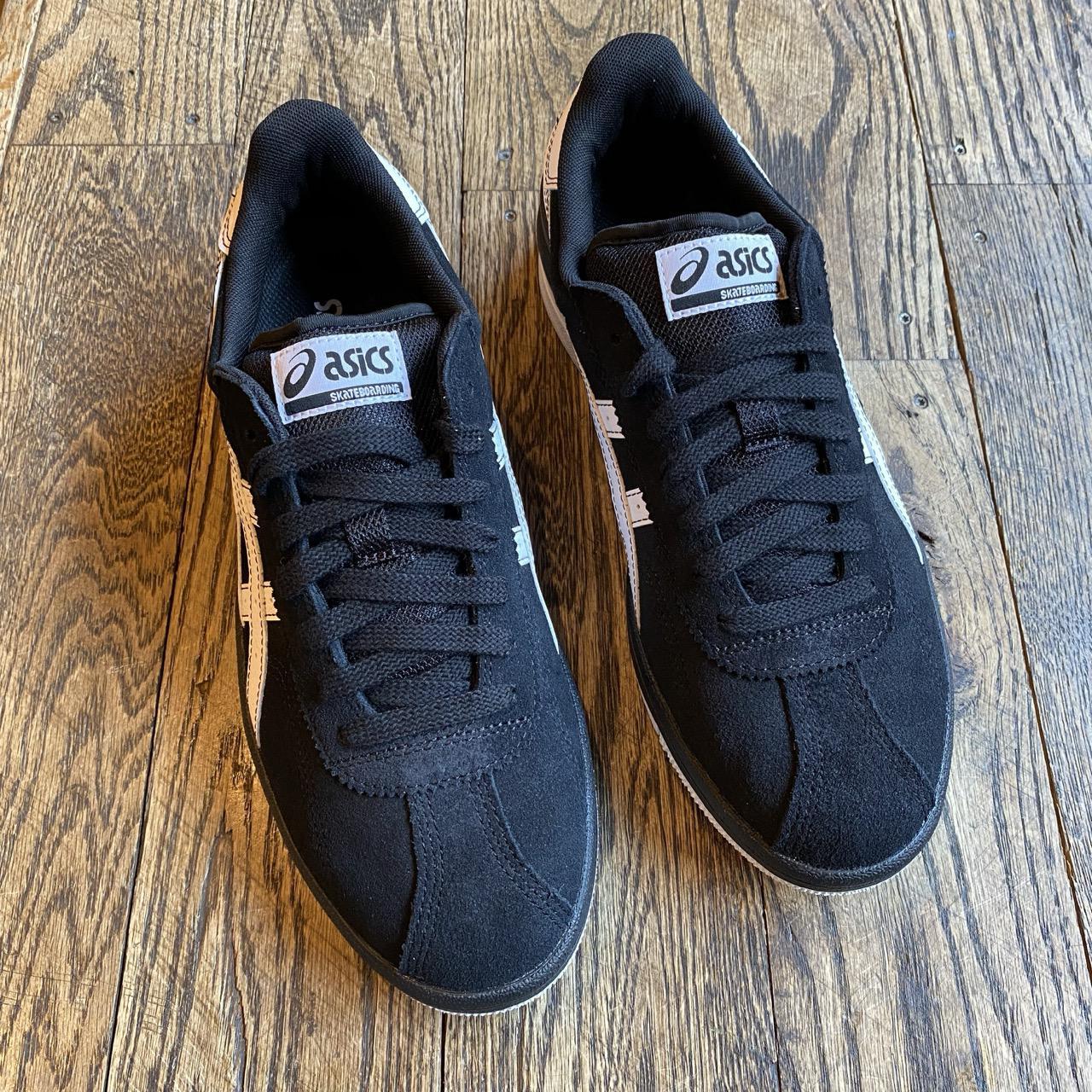 Asics VIC NBD (Black/Bright White)