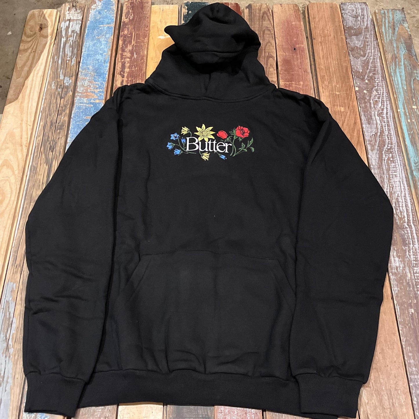 Floral Embroidered Pullover Hood Black