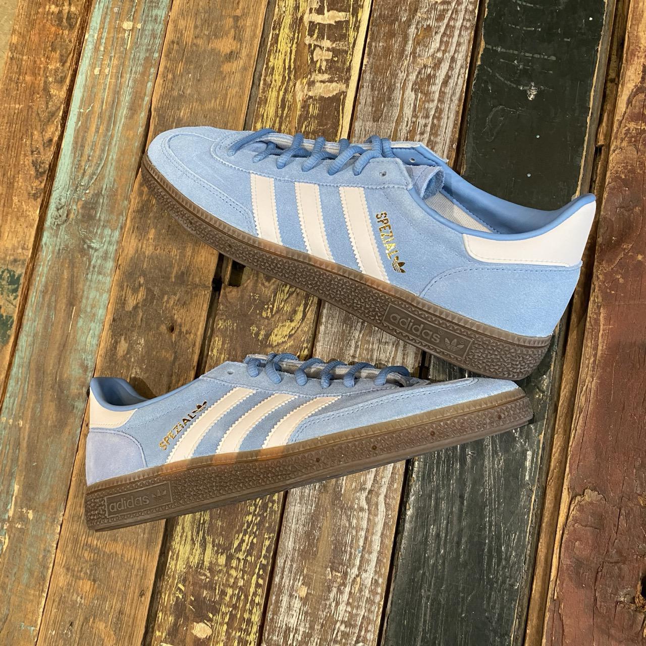 Adidas HANDBALL SPEZIAL (Light Blue) – humidity