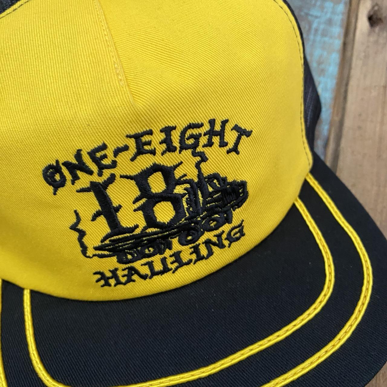 Anti-Hero 18 Hauling Snap (Black/Yellow)