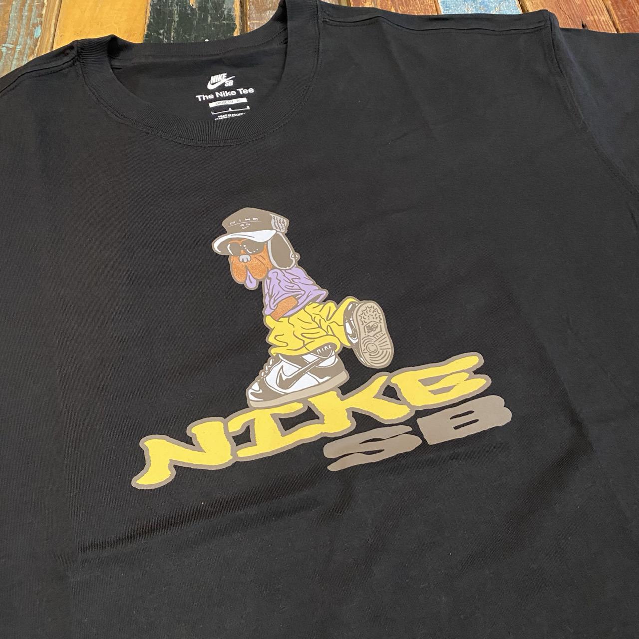 Nike SB Dunk Dog Shirt (Black)