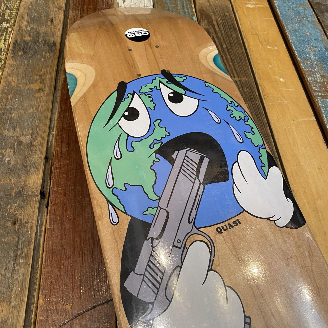 Quasi Shaped World Deck 9"