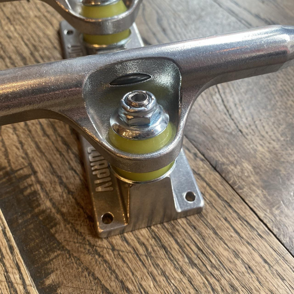 Lurpiv 3 Hollow Trucks - Polished