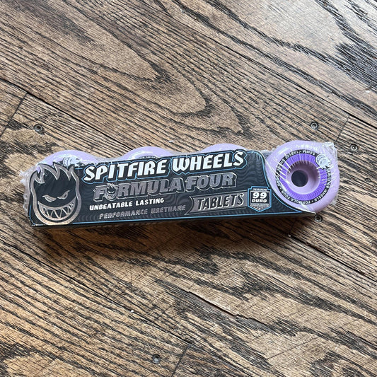 Spitfire Formula Four 99Duro TABLETS PURPLE 52MM