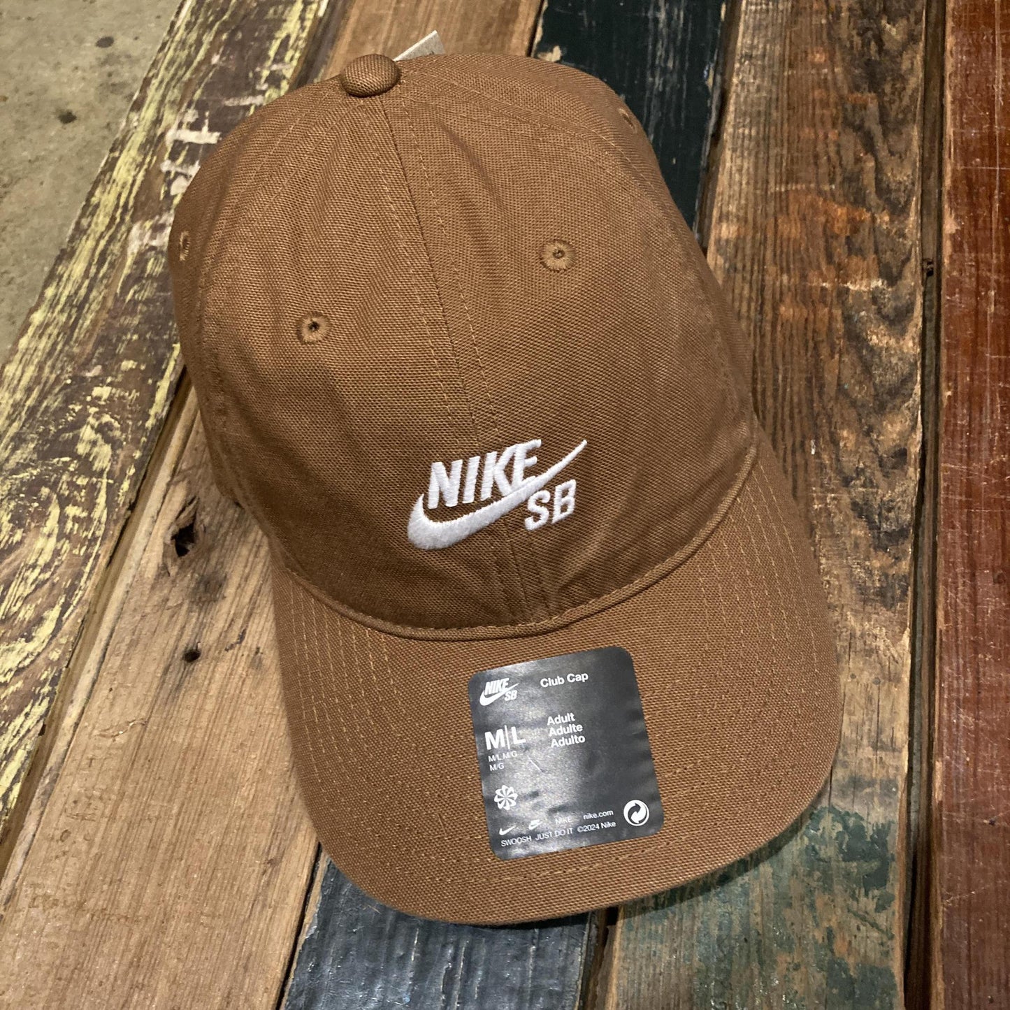 Nike SB Club Cap (Brown)