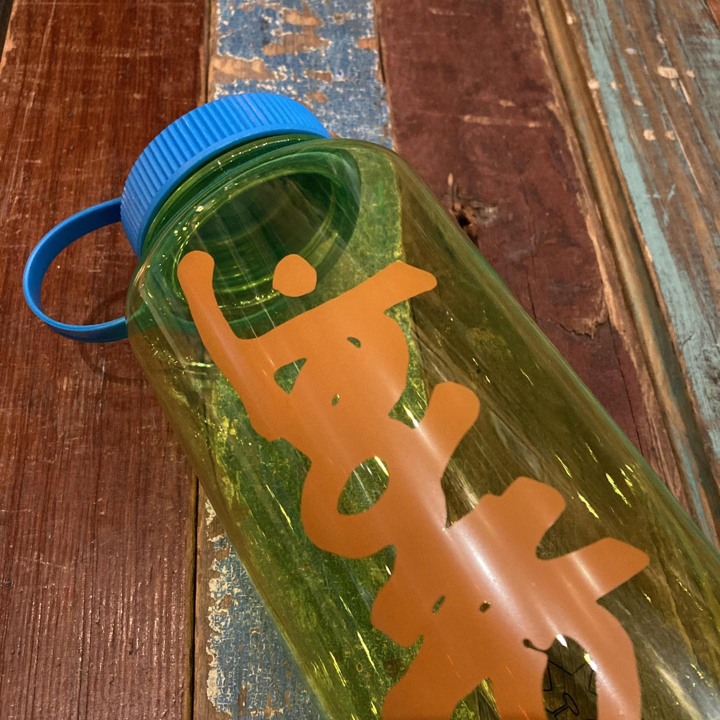 Carpet Company WATER BOTTLE (Season 19)