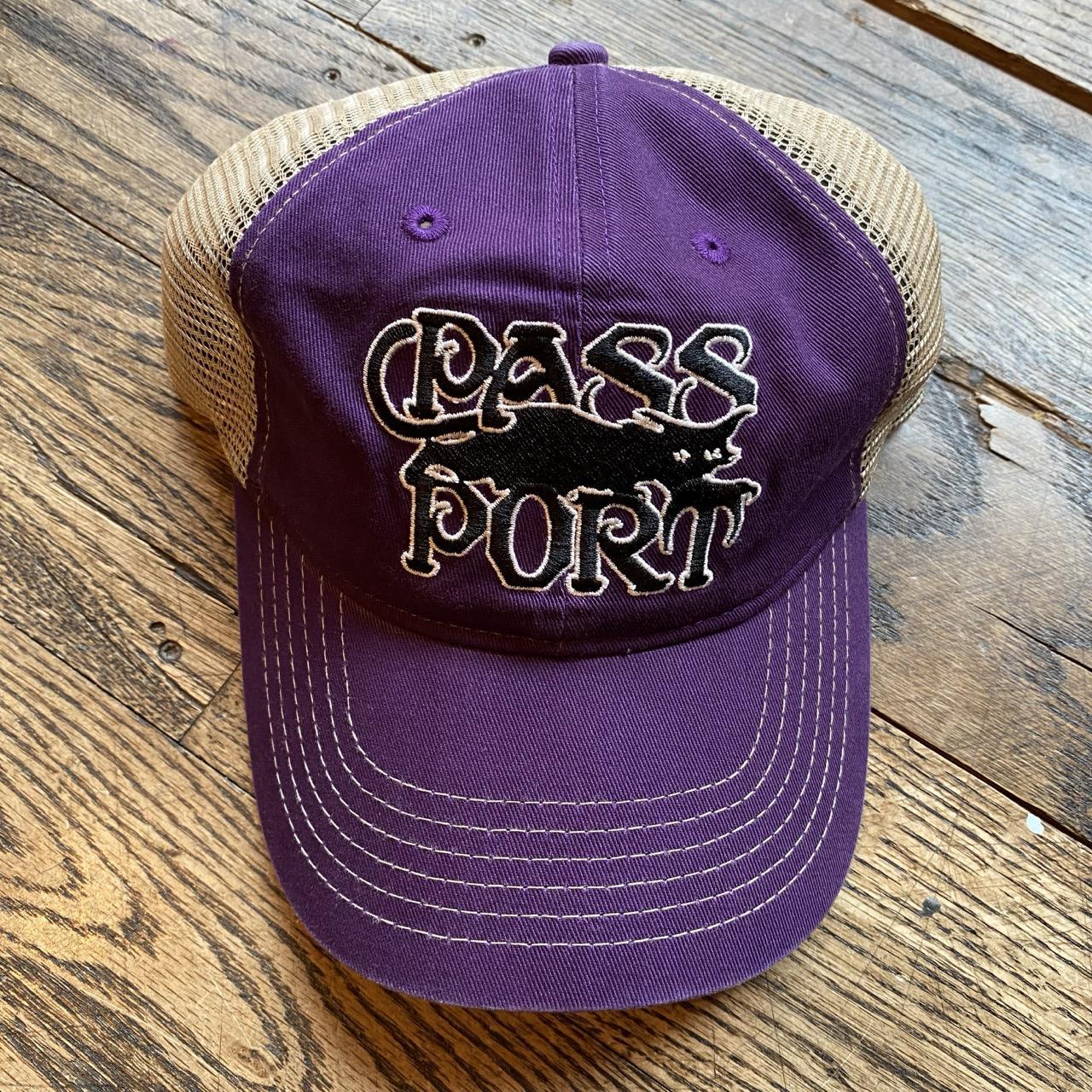 PassPort Slinkin' Leagues Trucker