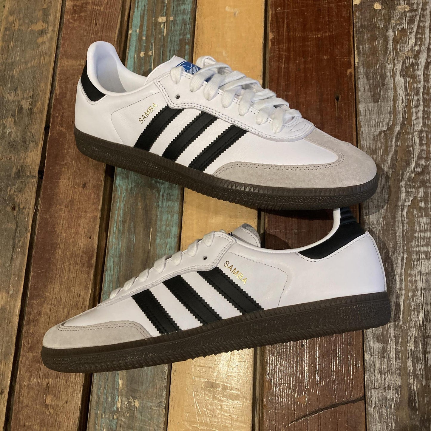 Adidas SAMBA ADV (White/Black/Gum) humidity Adidas SAMBA ADV (White/Black/Gum) humidity
