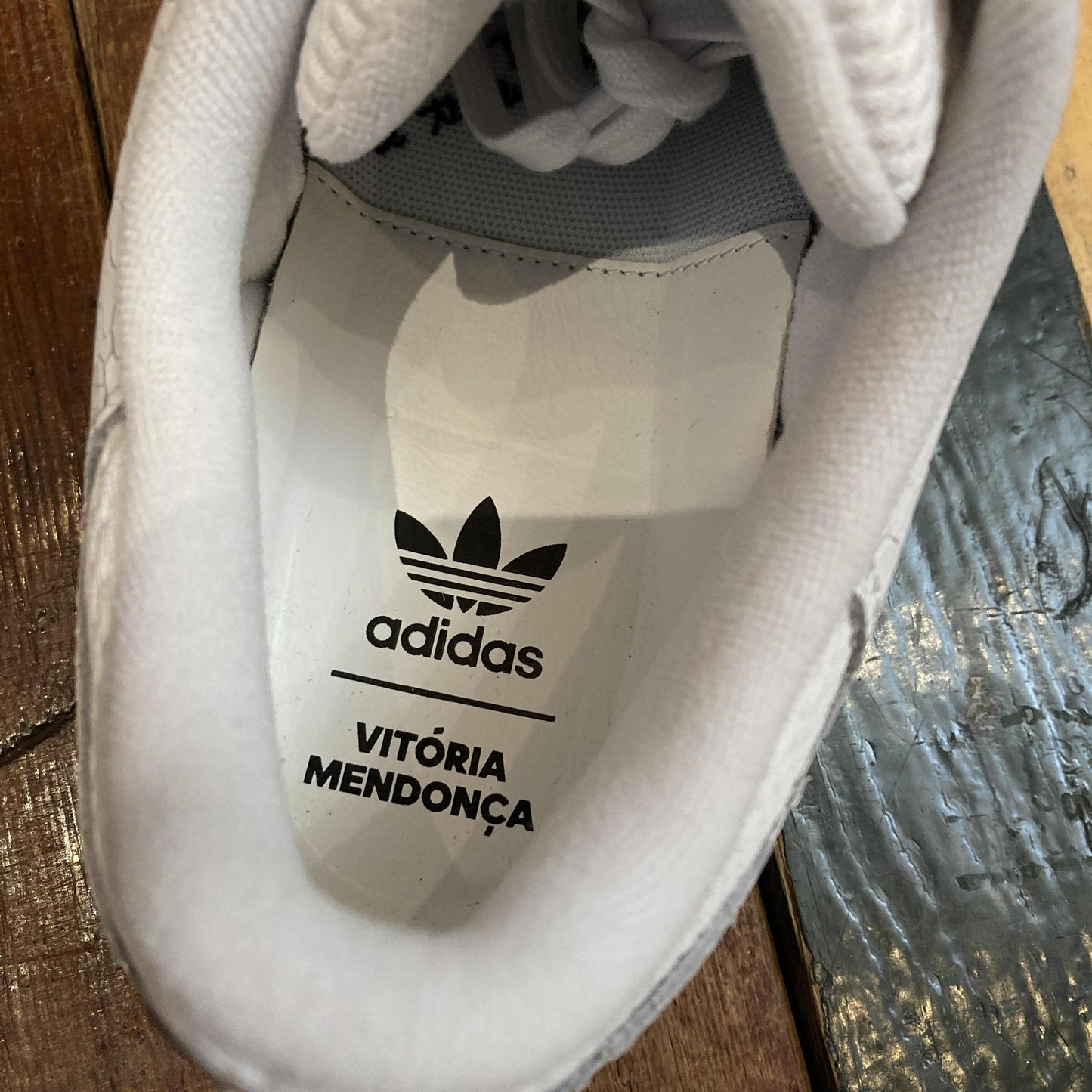 Adidas Superstar X Vitoria Mendoca (FTWWHT/CBLAC)