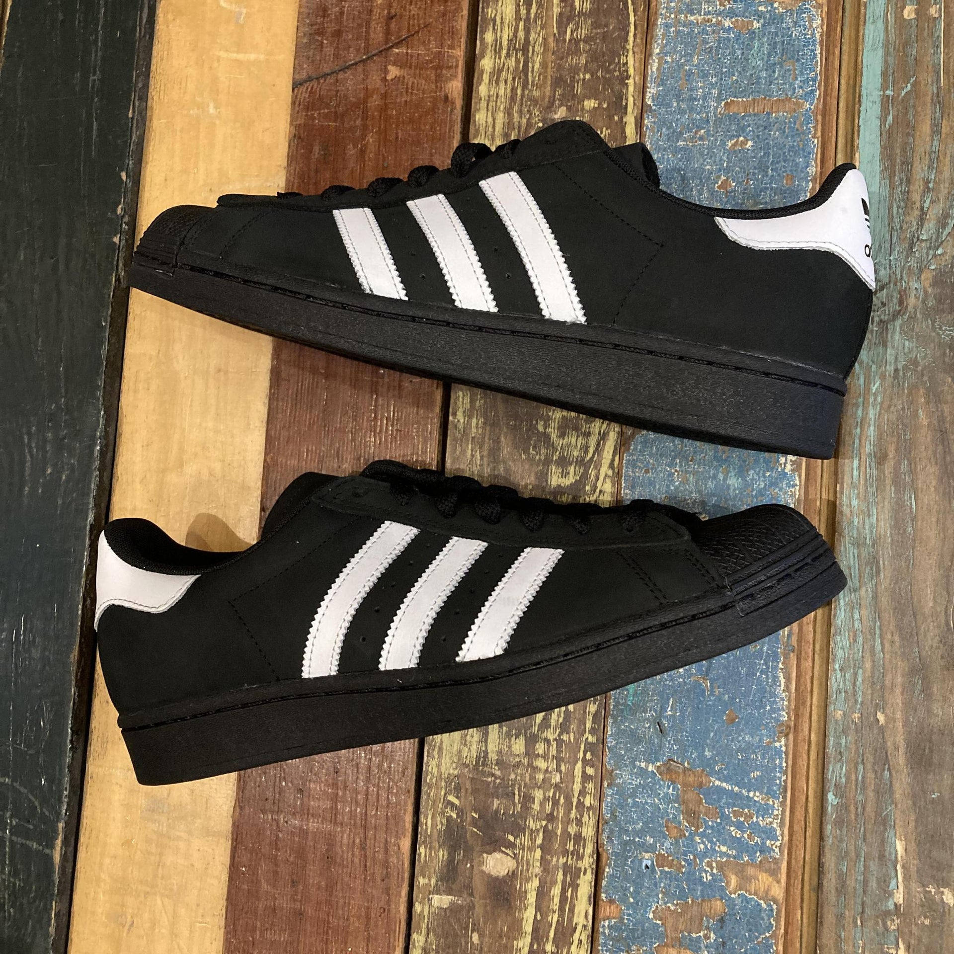 adidas gazelle silver green womens Adidas Superstar ADV (Matte Black) – humidity