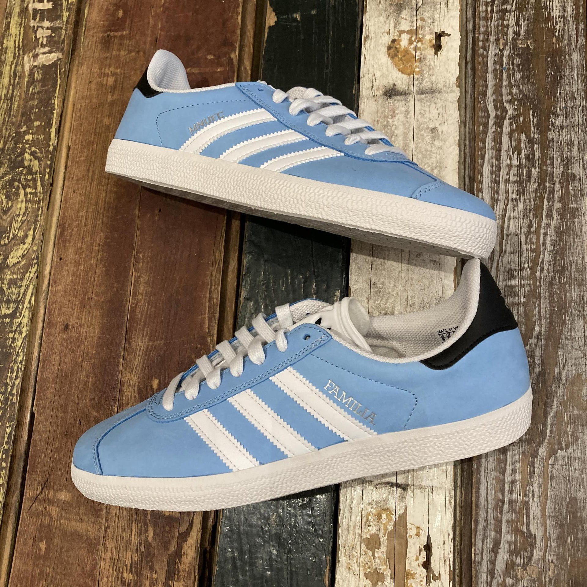 Adidas X Familia Gazelle ADV MNUFC – humidity