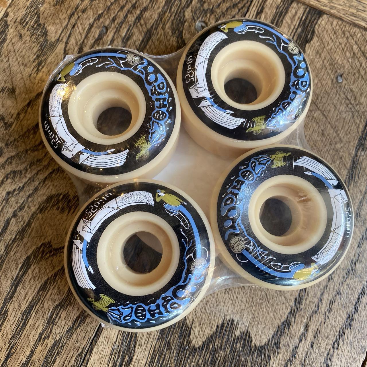 Loophole Manhole Wheels 52mm