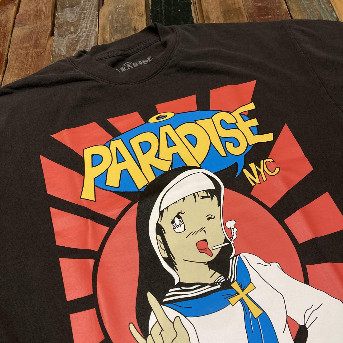 Paradise DINOSAUR PARADISE T-Shirt