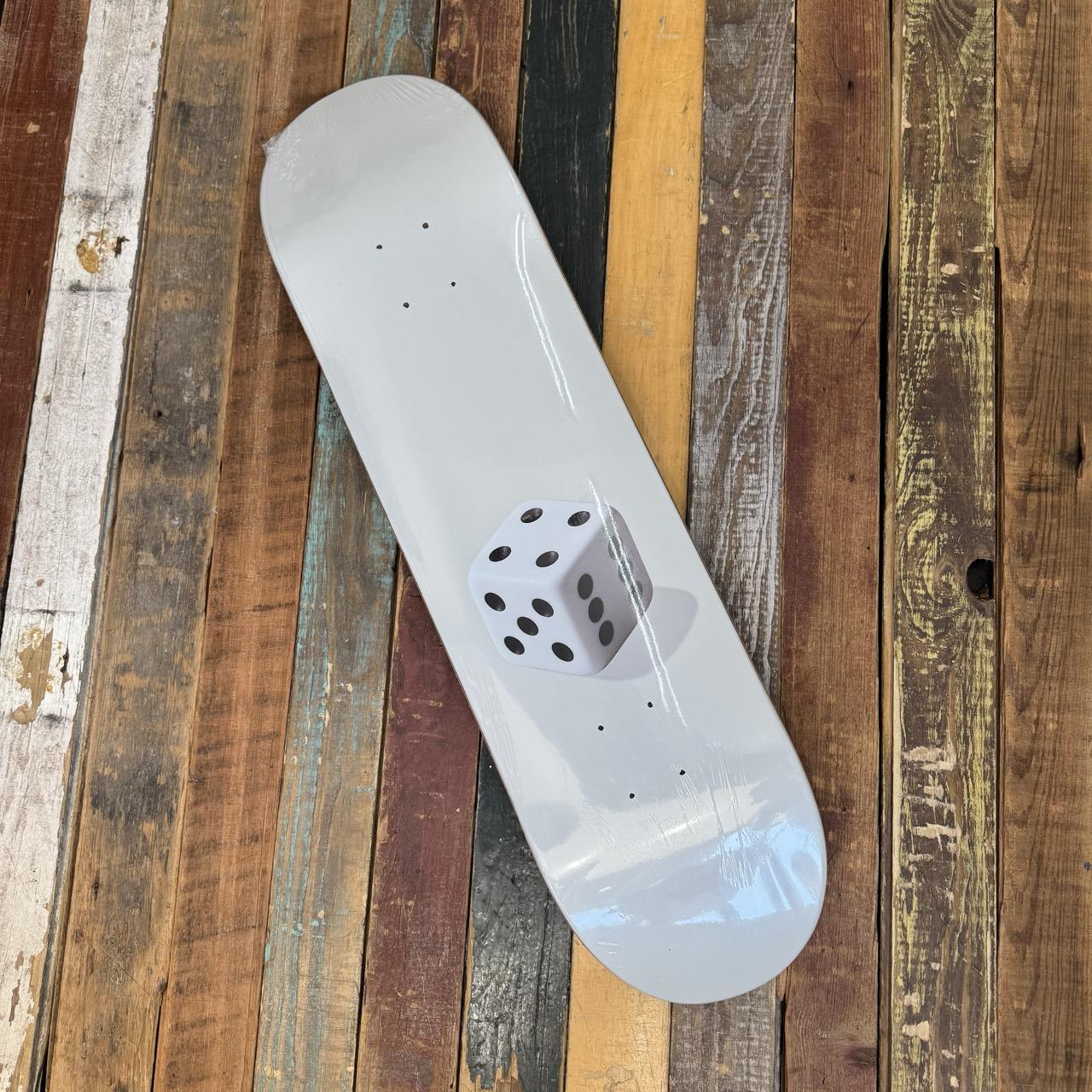 Ambersand Pound TEAM DICE 8.25" Deck