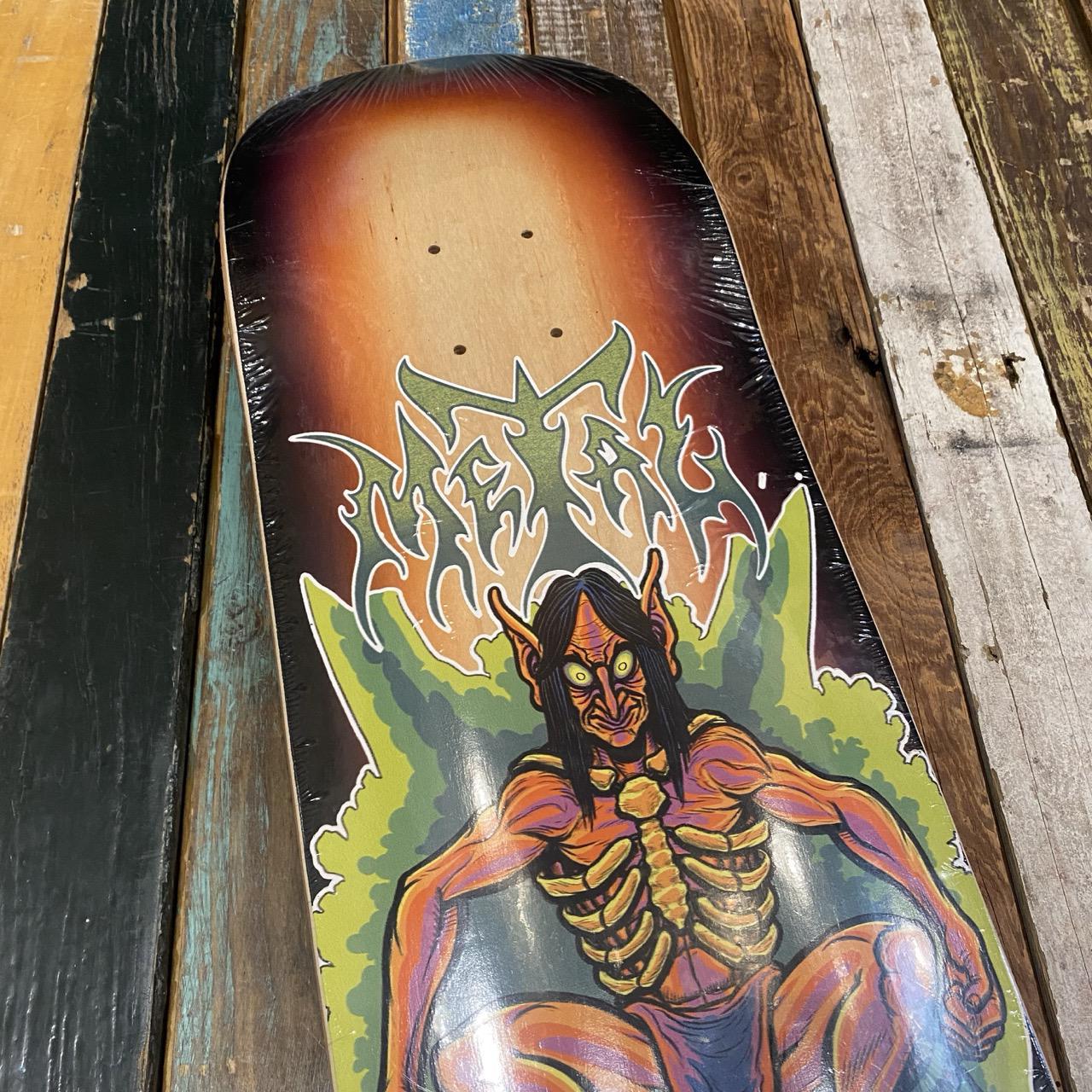 Metal Wegamus Deck 8.75"