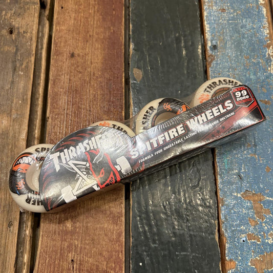 Spitfire Formula Four 99 THRASHER THE CITY 54