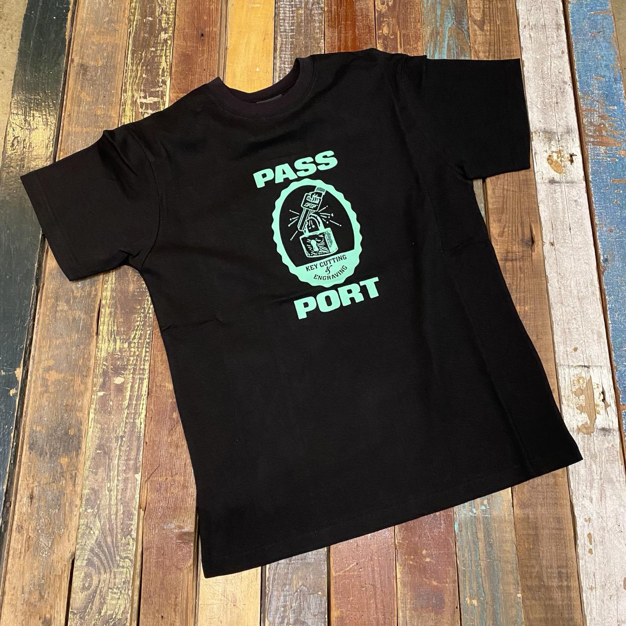 PassPort Hercu~locks Tee