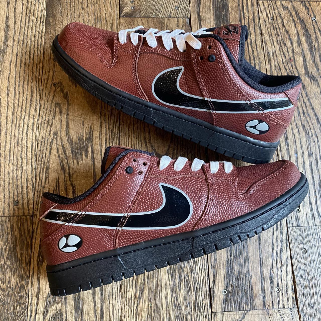 Nike SB Dunk Low Limosine Skateboards (Dark Pony/Black)