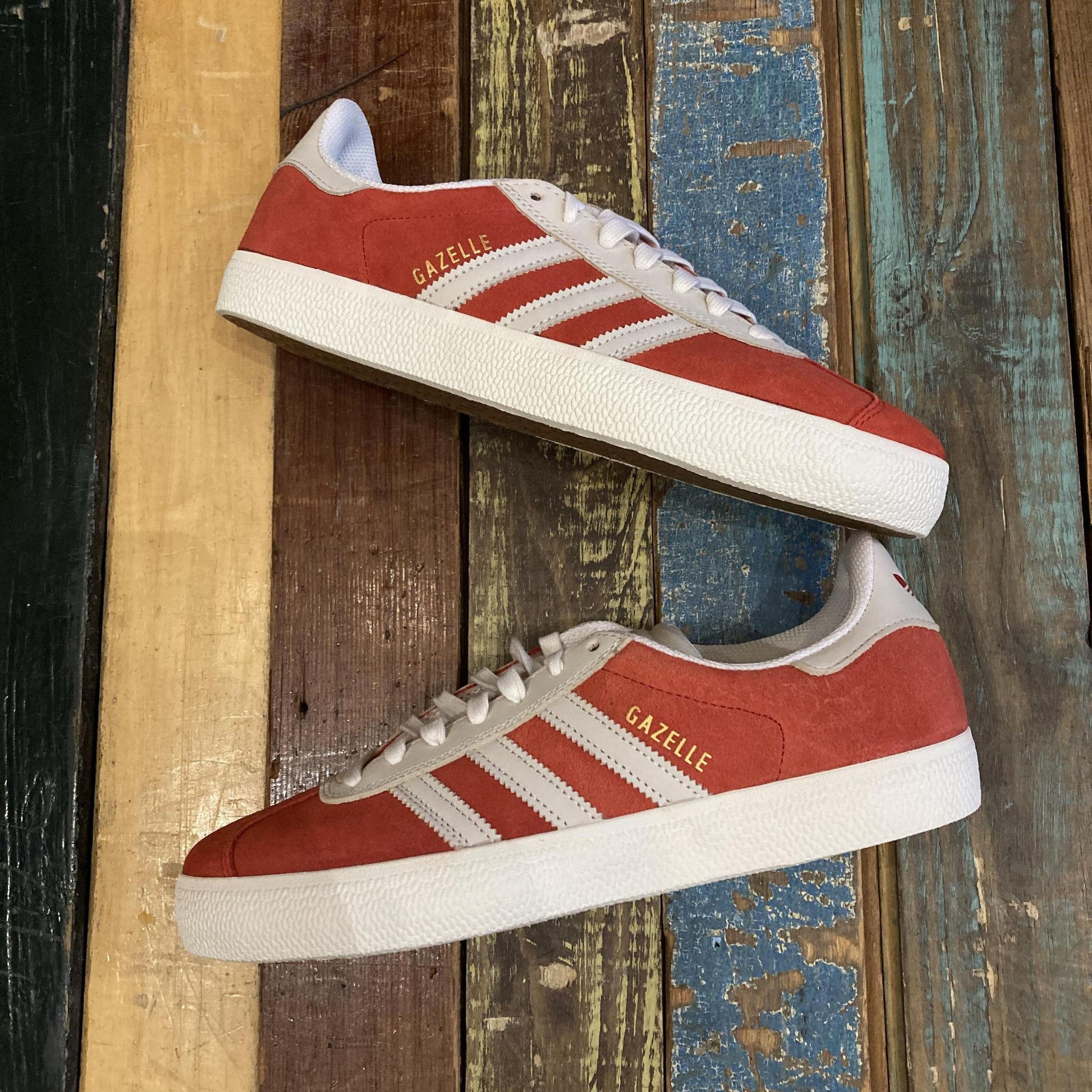 Adidas Gazelle ADV Red humidity Adidas Gazelle ADV Red humidity