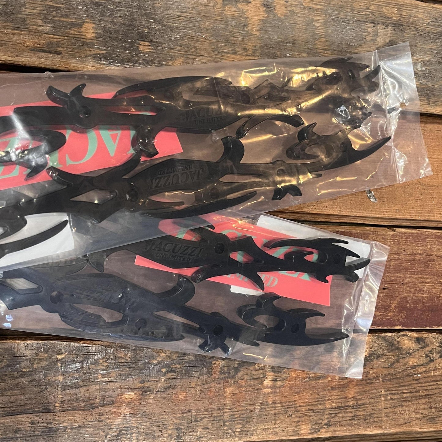 Jacuzzi Tribal Rails