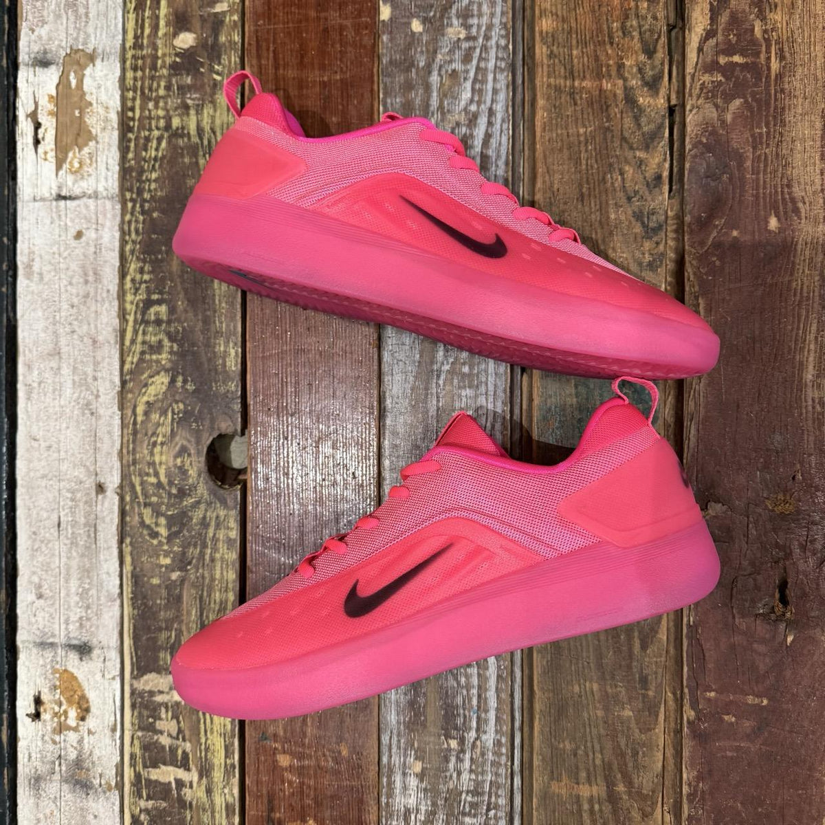 Nike SB Zoom Nyjah 4 (Hyper Pink / Pinksicle)